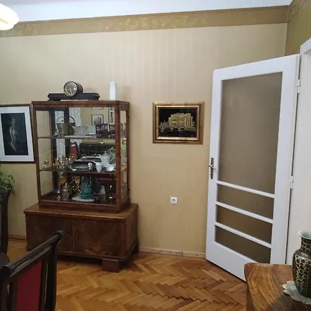 아파트 Deluxe For 6 People *