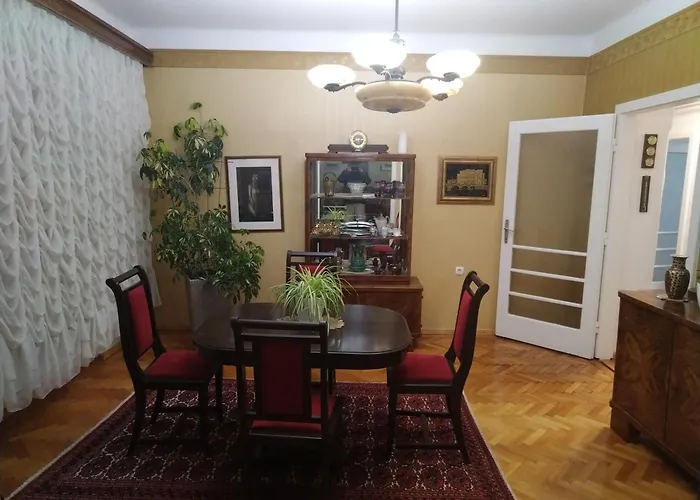 아파트 Deluxe For 6 People