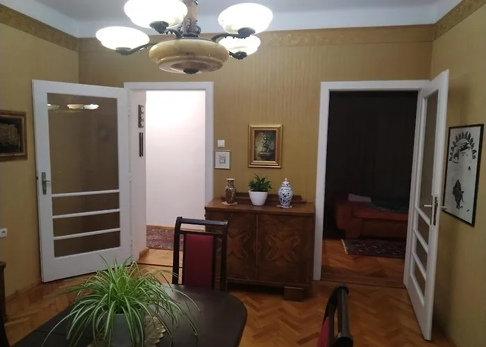 Deluxe For 6 People 아파트 *