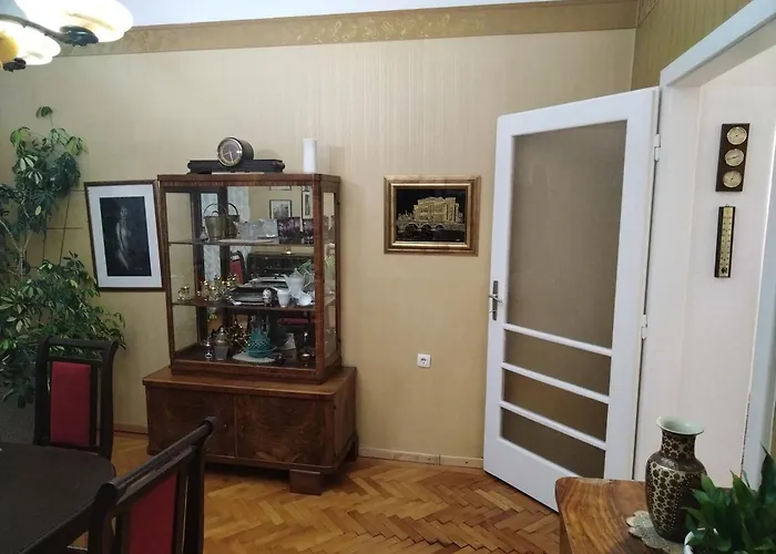 아파트 Deluxe For 6 People *