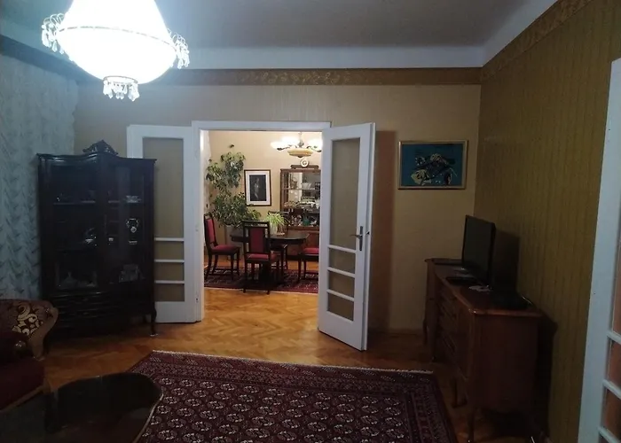 Deluxe For 6 People * 사라예보